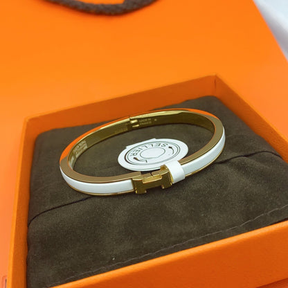 [Royal&Vicky]CLASSIC HM CLIC WHITE 8MM ENAMEL BRACELET