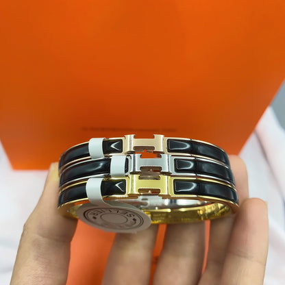 [Royal&Vicky]CLASSIC HM CLIC BLACK 8MM ENAMEL BRACELET