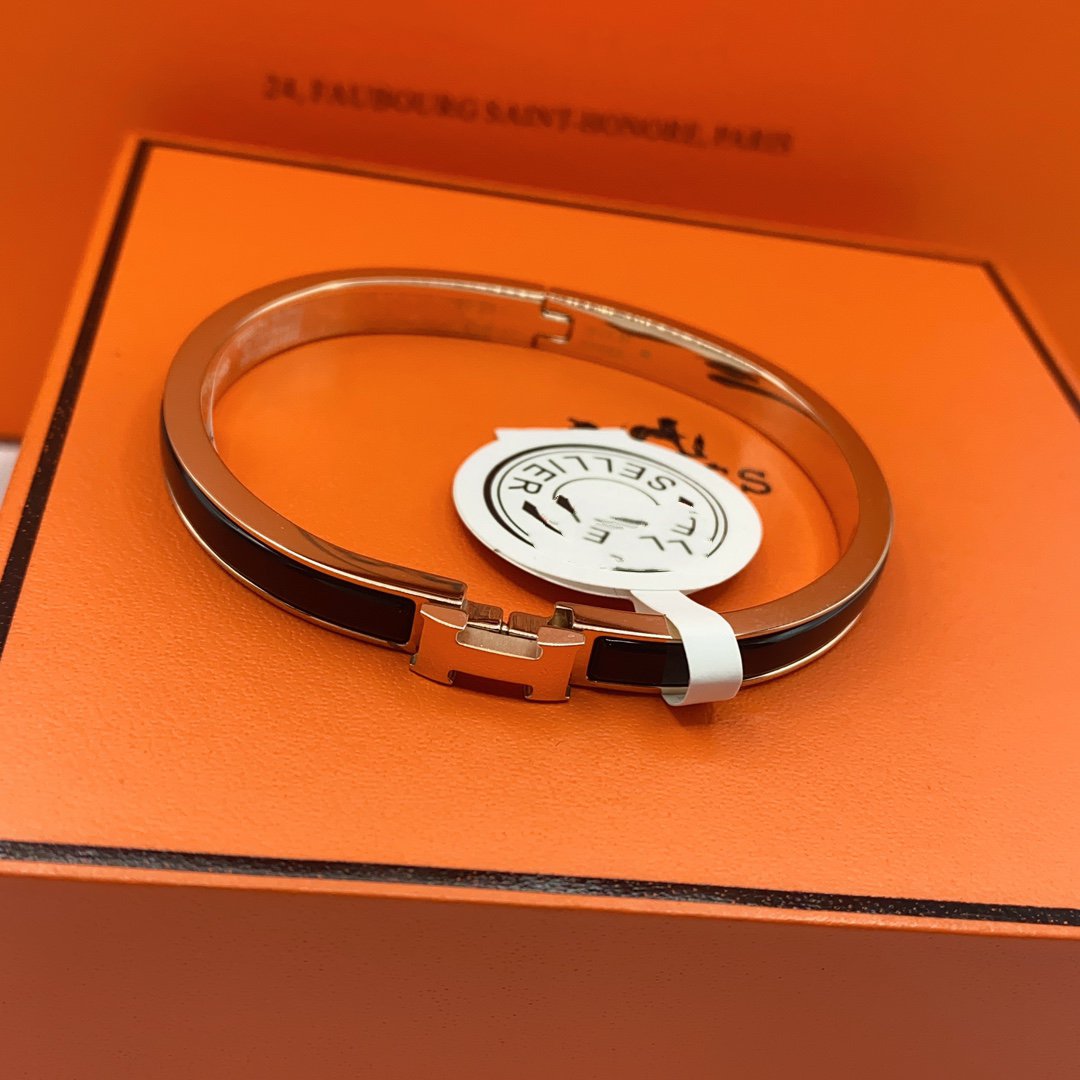 [Royal&Vicky]CLASSIC HM CLIC BLACK 8MM ENAMEL BRACELET