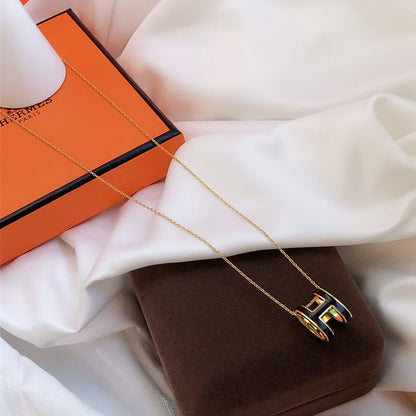 [Royal&Vicky]HM CLIC BLACK ENAMEL GOLD NECKLACE