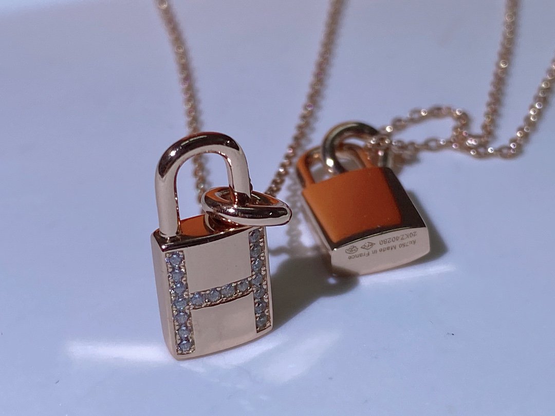 [Royal&Vicky]HM ADVANCED NICHE LOCK HEAD NECKLACE DIAMONDS
