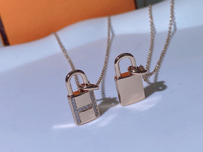 [Royal&Vicky]HM ADVANCED NICHE LOCK HEAD NECKLACE DIAMONDS