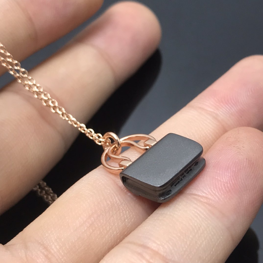 [Royal&Vicky]WOMEN'S HM AMULETTES CONSTANCE PENDANT NECKLACE