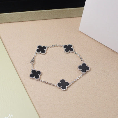 [Royal&Vicky]LUCKY CLOVER 5-MOTIF BRACELET - BLACK OXNY COLLECTION