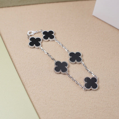[Royal&Vicky]LUCKY CLOVER 5-MOTIF BRACELET - BLACK OXNY COLLECTION