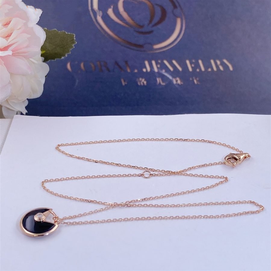 [Royal&Vicky]AMULETTE ROSE GOLD ONYX NECKLACE