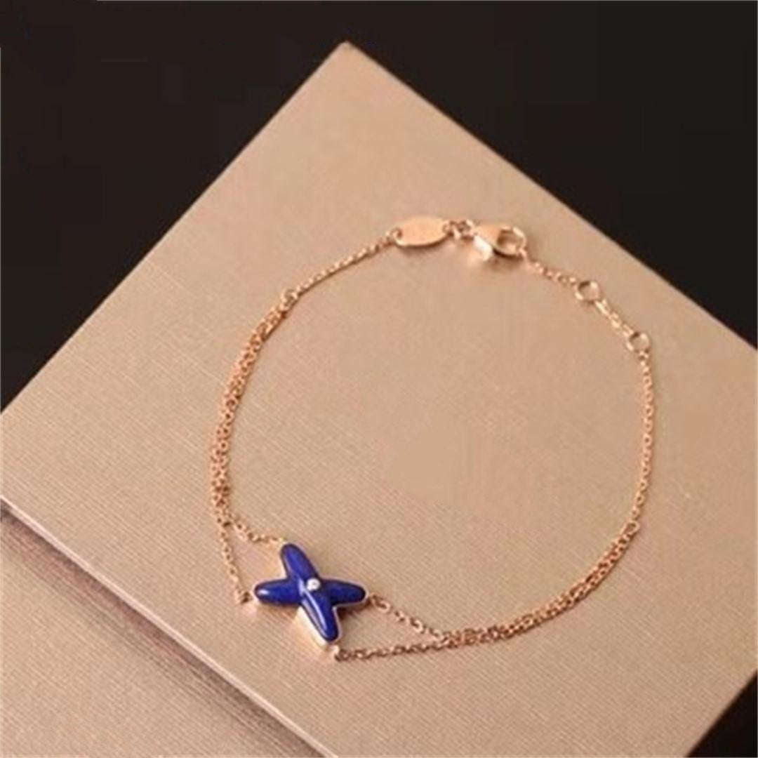 [Royal&Vicky]Hollow Design Four-Leaf Clover Flower Shape Bracelet