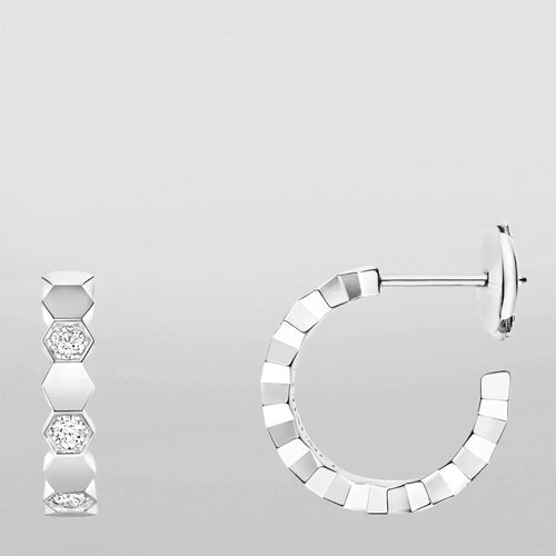 [Royal&Vicky]Hollow Design Four-Leaf Clover Flower Shape Earrings