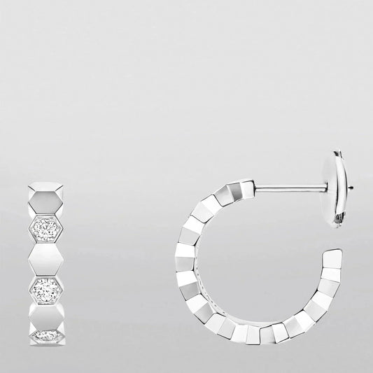 [Royal&Vicky]Hollow Design Four-Leaf Clover Flower Shape Earrings