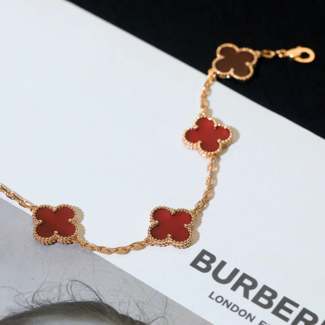 [Royal&Vicky]LUCKY CLOVER 5-MOTIF BRACELET - RED CARNELIAN COLLECTION
