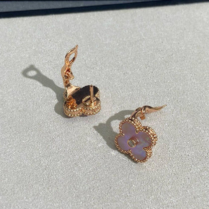 [Royal&Vicky]CLOVER MEDIUM 1 DIAMOND PINK EARRINGS