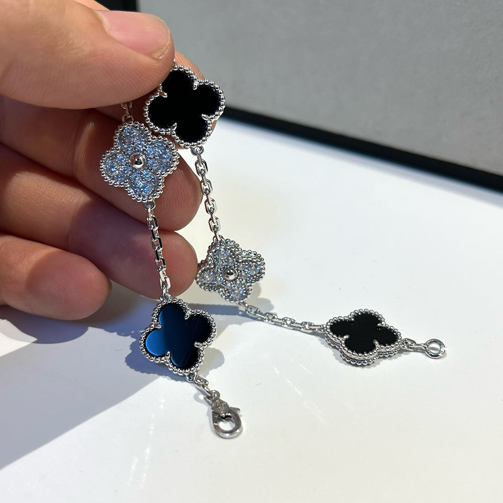 [Royal&Vicky]LUCKY CLOVER 5-MOTIF BRACELET - BLACK OXNY COLLECTION