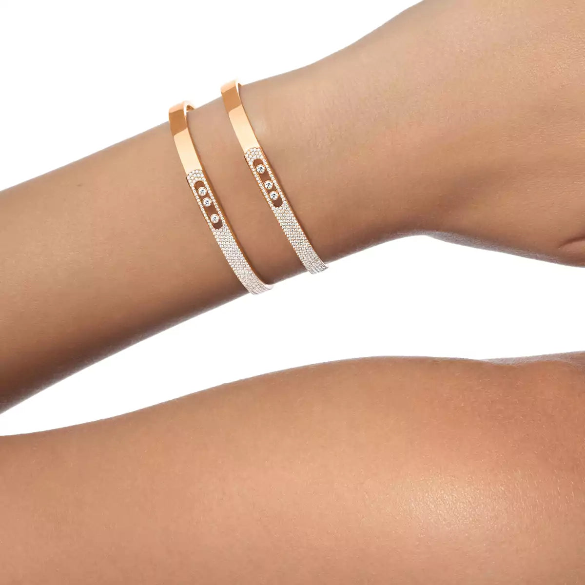 [Royal&Vicky]Move Noa Rose Gold Pavé Diamond Bangle Bracelet