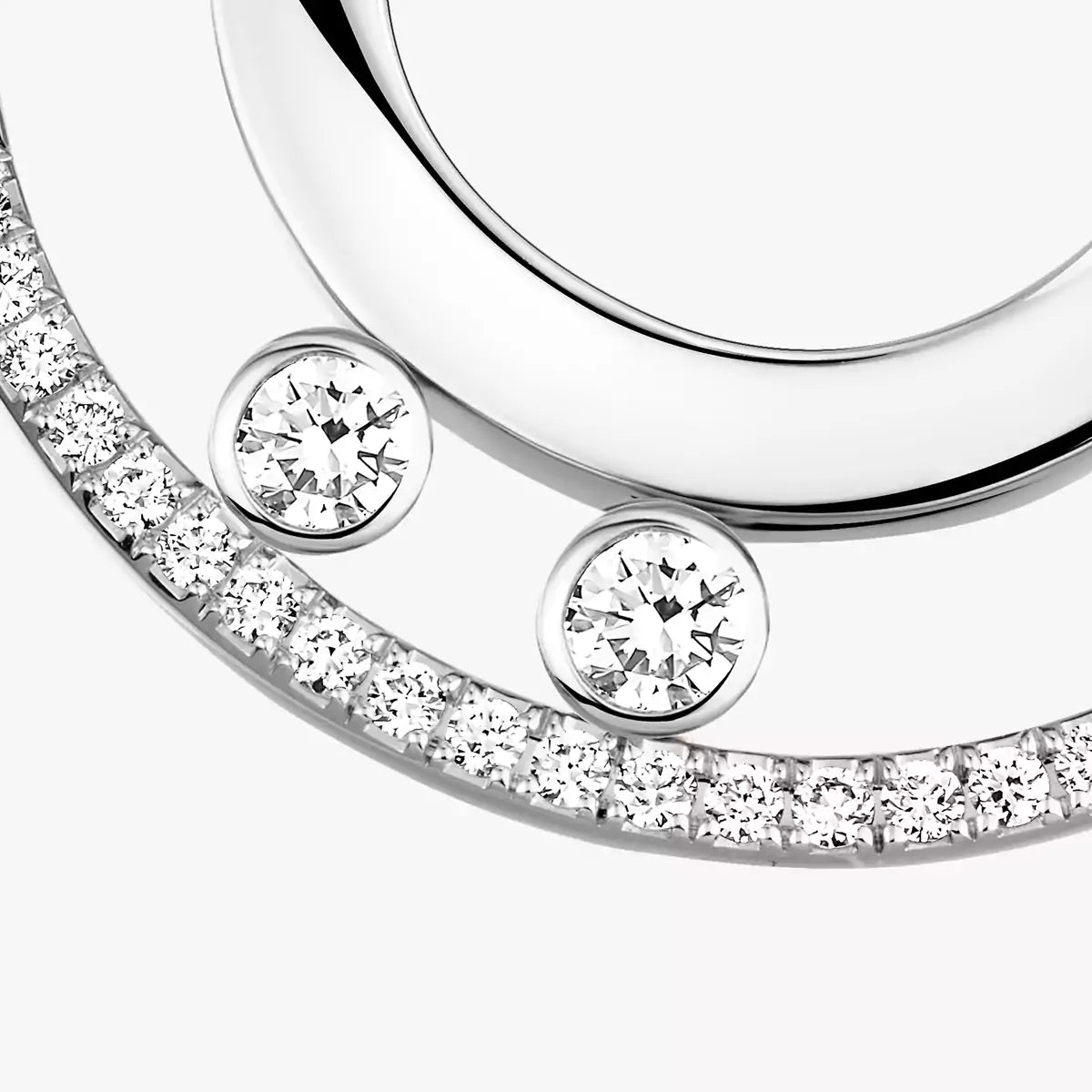[Royal&Vicky] Move Romane Small Diamond Hoop Earrings
