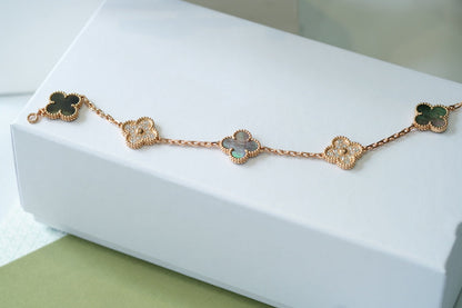 [Royal&Vicky]LUCKY CLOVER 5-MOTIF BRACELET - GREY MOTHER-OF-PEARL COLLECTION