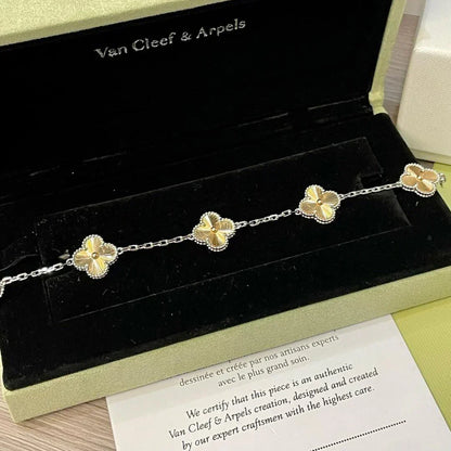 [Royal&Vicky]LUCKY CLOVER 5-MOTIF BRACELET - LASER COLLECTION