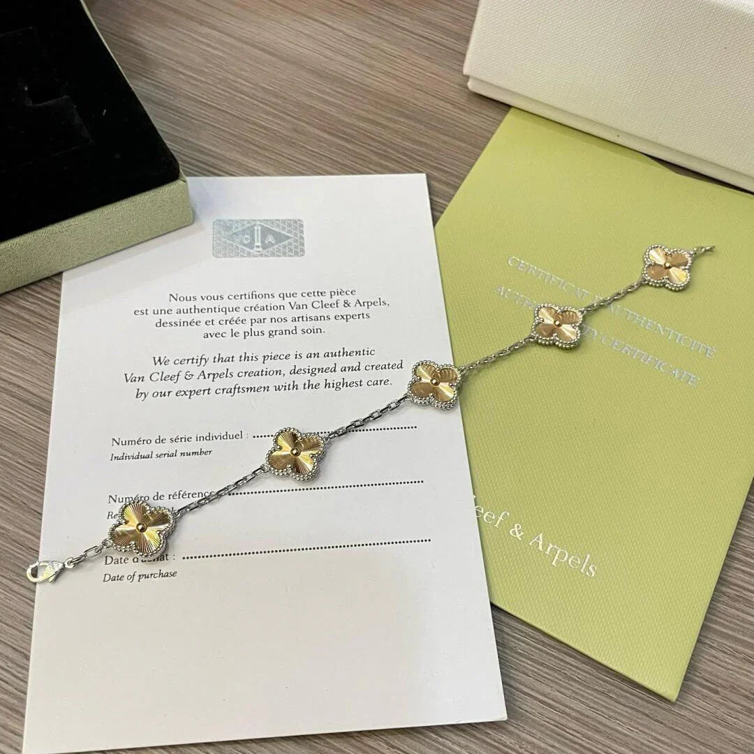 [Royal&Vicky]LUCKY CLOVER 5-MOTIF BRACELET - LASER COLLECTION