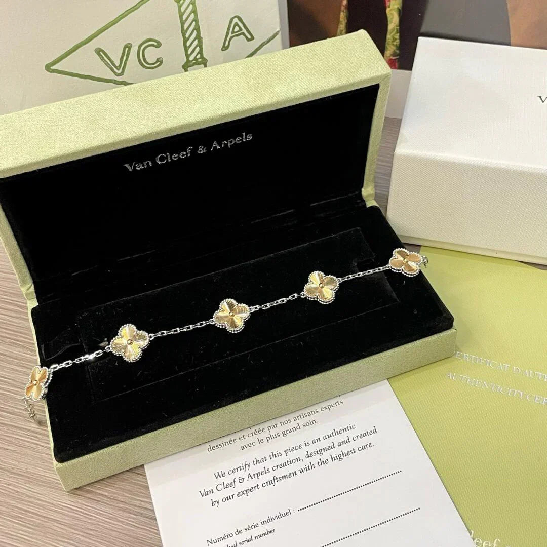 [Royal&Vicky]LUCKY CLOVER 5-MOTIF BRACELET - LASER COLLECTION