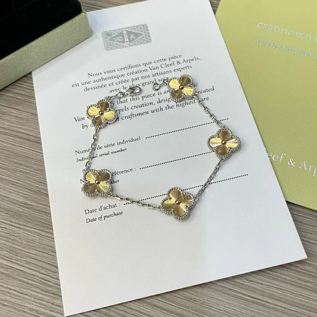 [Royal&Vicky]LUCKY CLOVER 5-MOTIF BRACELET - LASER COLLECTION