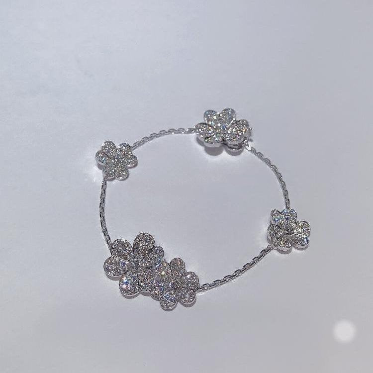 [Royal&Vicky]FRIVOLE SILVER 5 FLOWERS BRACELET