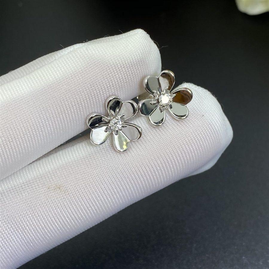 [Royal&Vicky]FRIVOLE MINI SILVER FLOWER EARRINGS