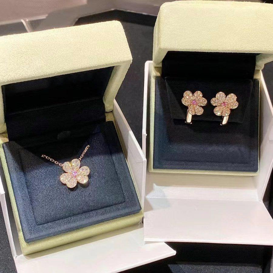 [Royal&Vicky]FRIVOLE ROSE GOLD FLOWER DIAMOND NECKLACE