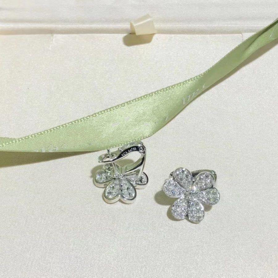 [Royal&Vicky]FRIVOLE SILVER FLOWER DIAMOND EARRINGS