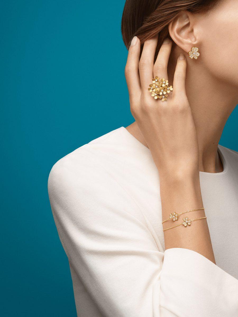 [Royal&Vicky]FRIVOLE GOLD FLOWER DIAMOND EARRINGS