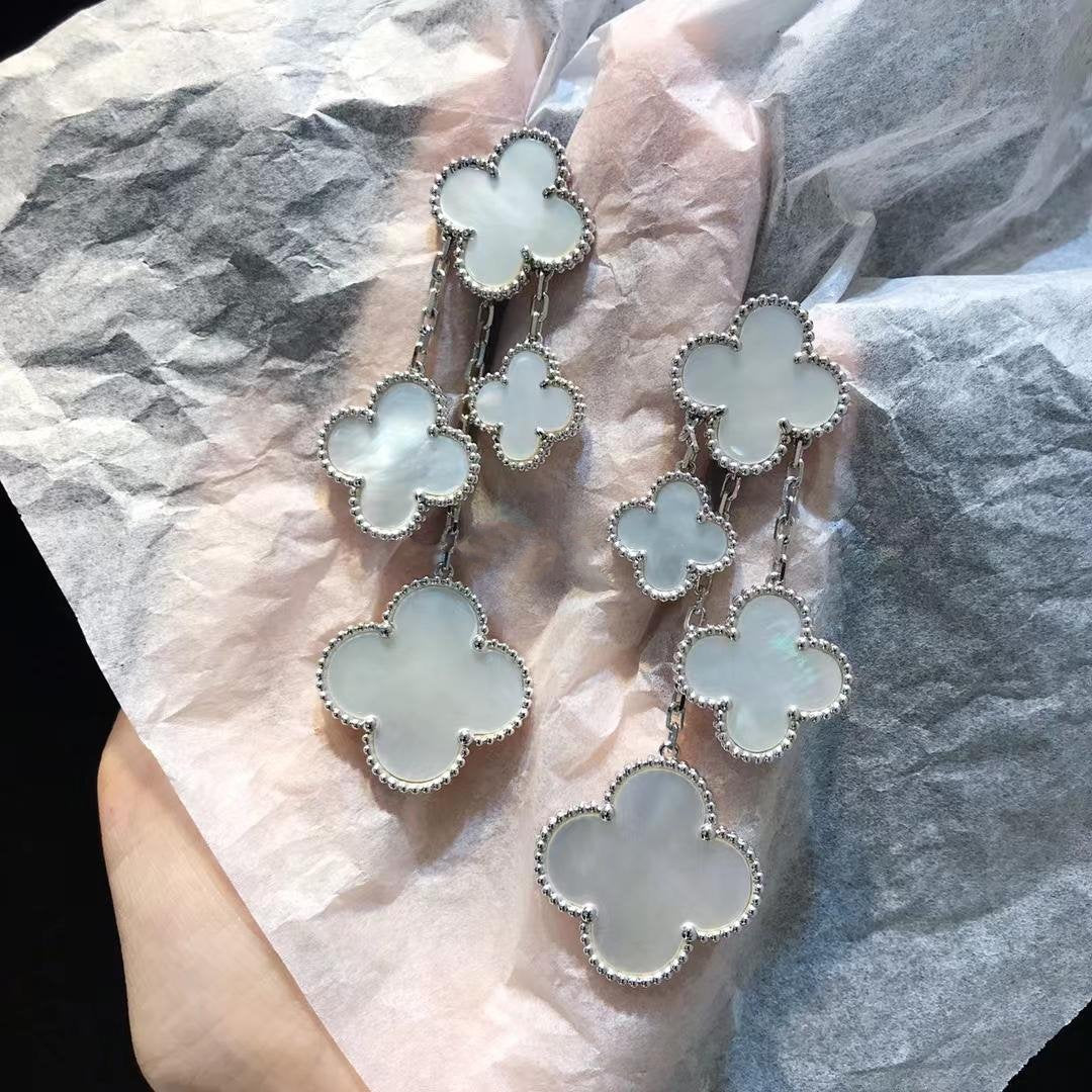[Royal&Vicky]CLOVER EARRINGS WHITE MOP 4 MOTIFS SILVER