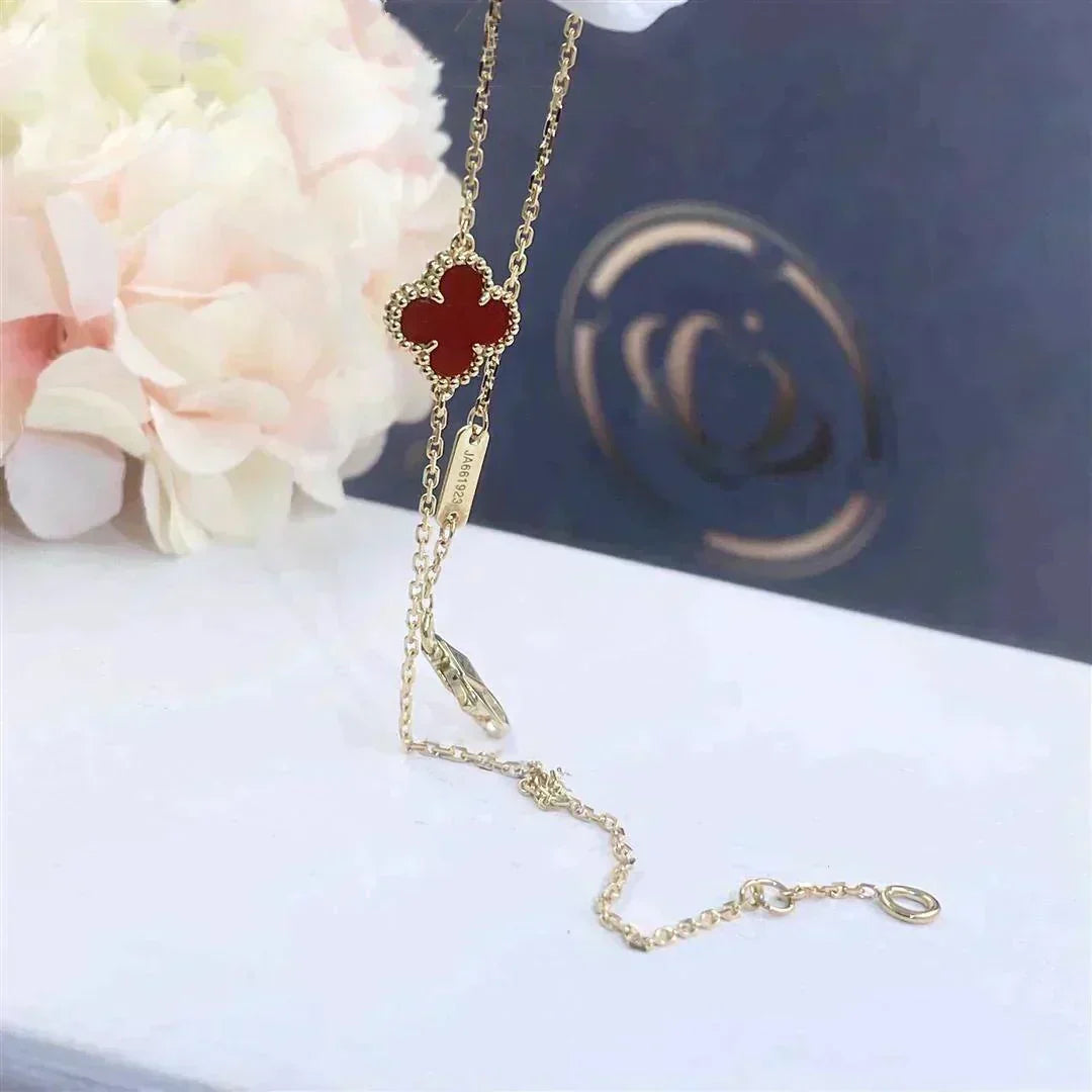 [Royal&Vicky]CLOVER  CARNELIAN SINGLE FLOWER BRACELET