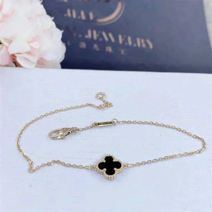 [Royal&Vicky]CLOVER ONYX SINGLE FLOWER BRACELET