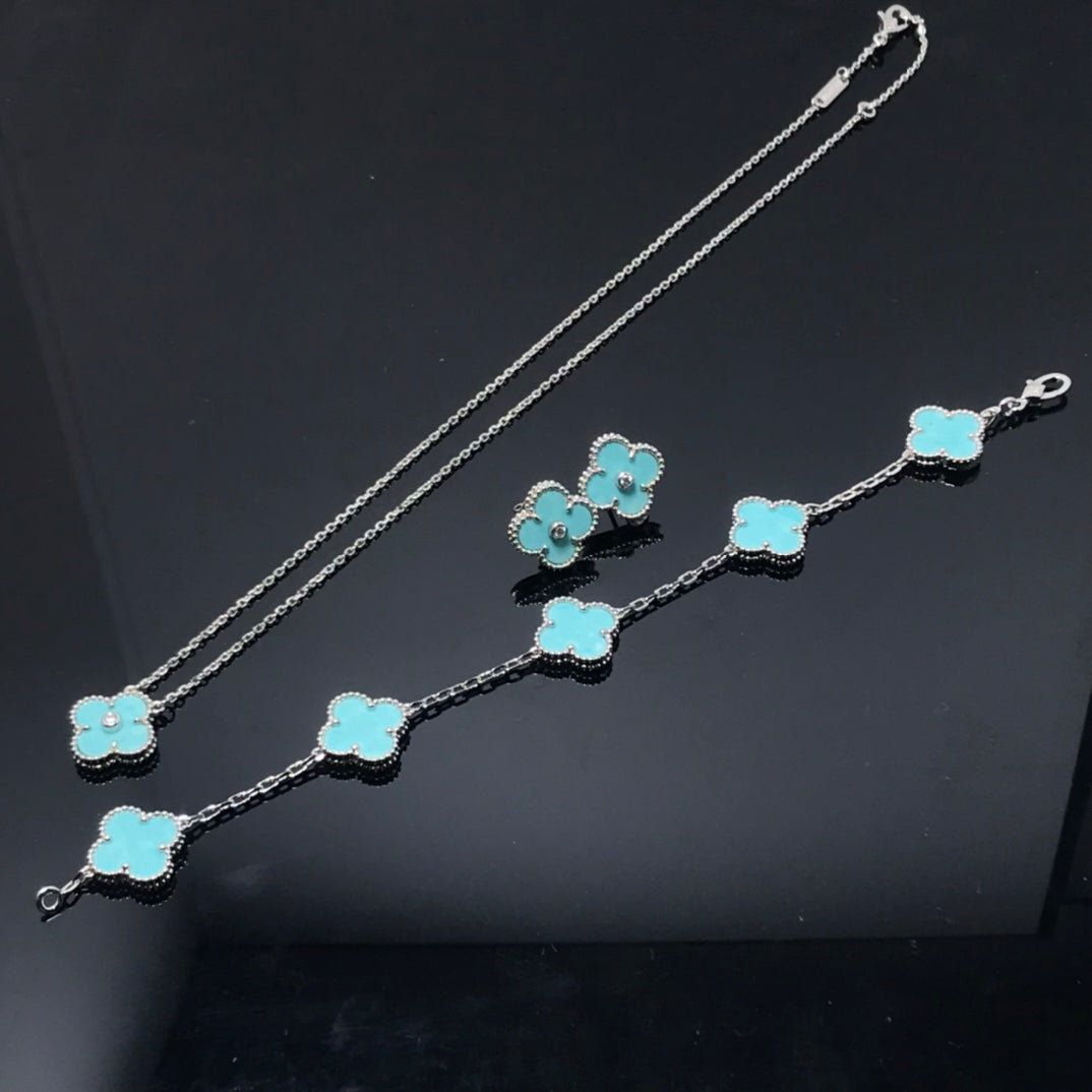 [Royal&Vicky]CLOVER 1 DIAMOND BLUE SKY SILVER EARRINGS