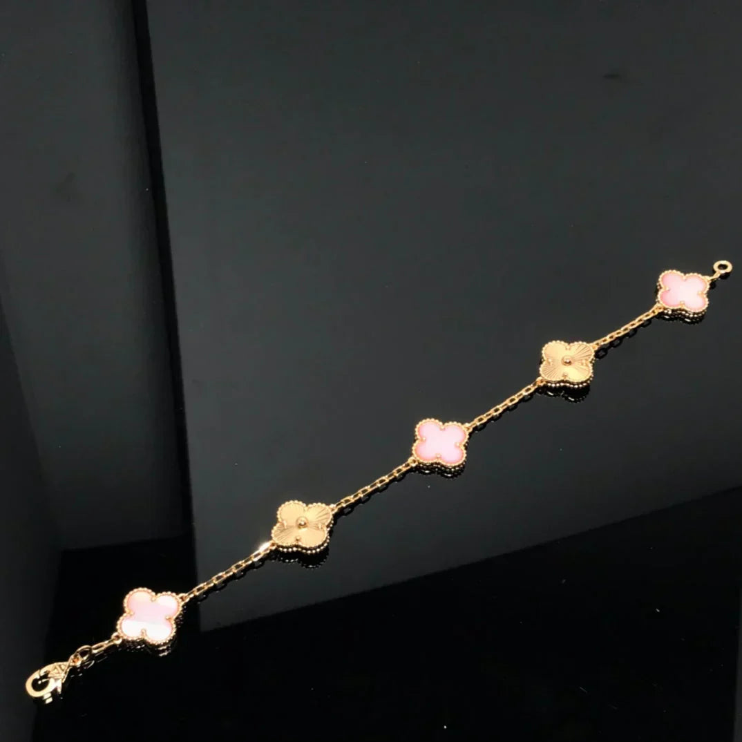 [Royal&Vicky]LUCKY CLOVER 5-MOTIF BRACELET - PINK MOTHER-OF-PEARL COLLECTION