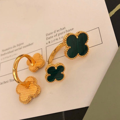[Royal&Vicky]CLOVER BETWEEN THE FINGER RING