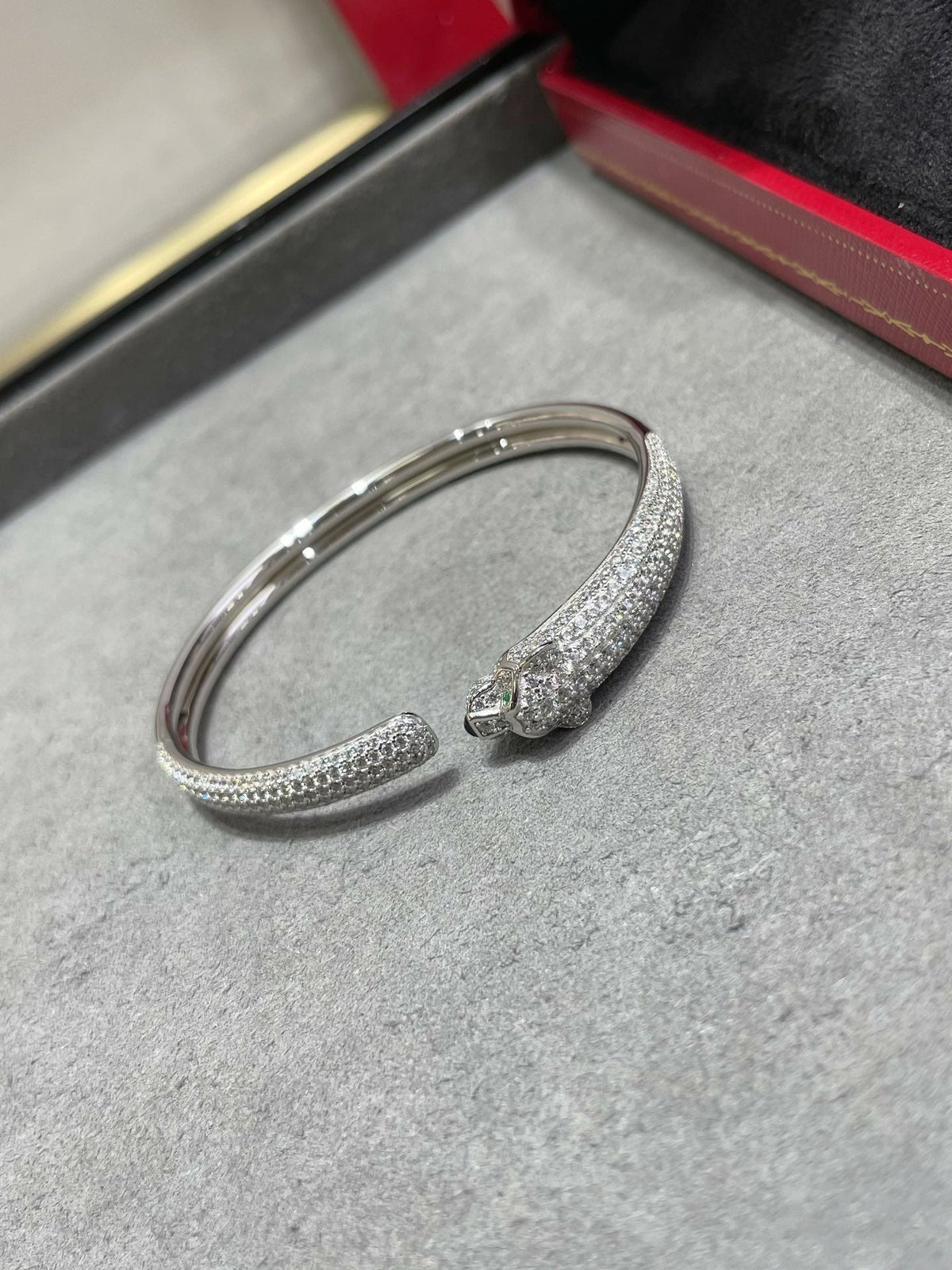 [Royal&Vicky]PANTHERE FULL DIAMOND OPEN BRACELET