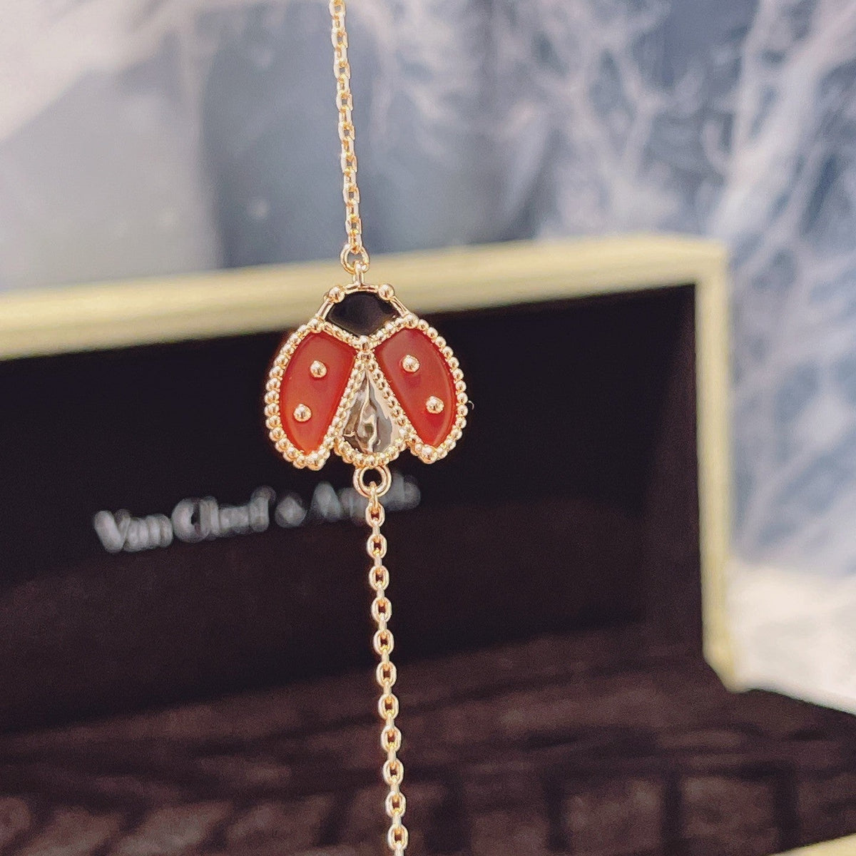 [Royal&Vicky]LUCKY SPRING 1 MOTIF PINK GOLD BRACELET