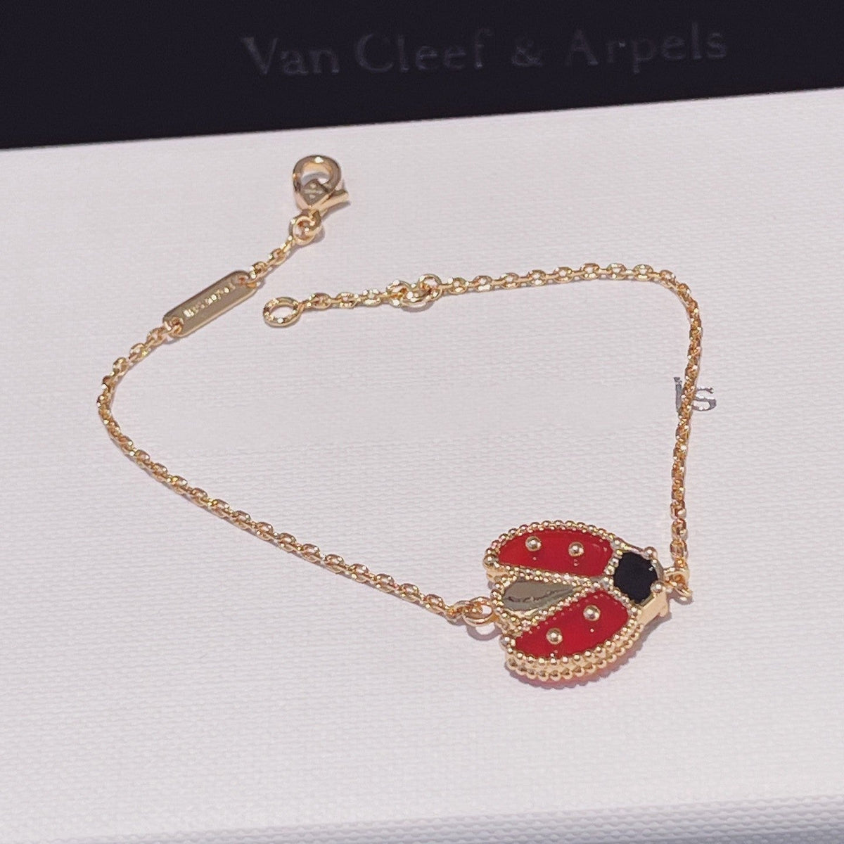 [Royal&Vicky]LUCKY SPRING 1 MOTIF PINK GOLD BRACELET